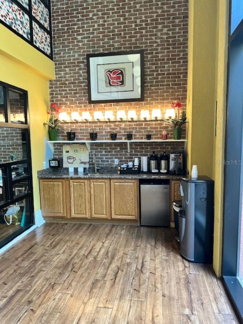 UPTOWN PLACE CONDO - Residential