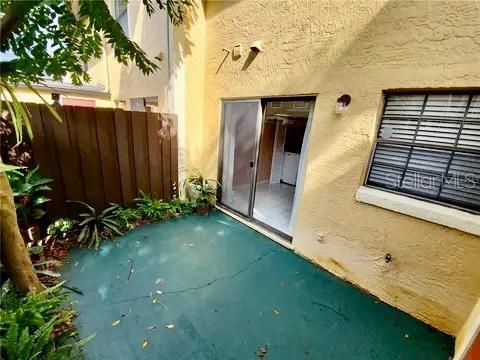 HIDDEN OAKS CONDO PH 7 - Residential