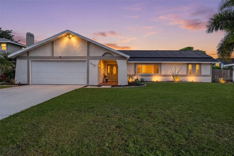 Photo of 5112 3rd Avenue Drive NW, Bradenton, FL 34209 (MLS # A4710903)