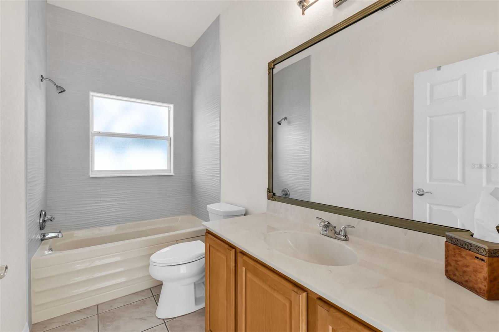 KINGSGATE PH 03 - Residential