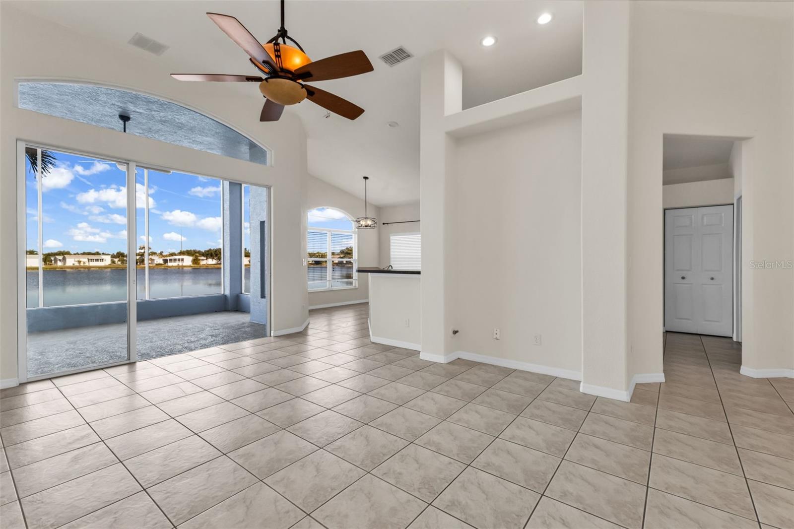 KINGSGATE PH 03 - Residential