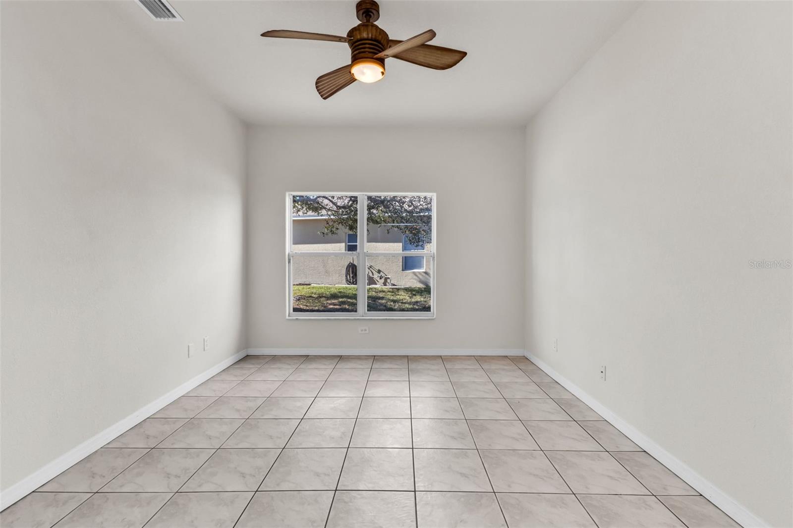 KINGSGATE PH 03 - Residential