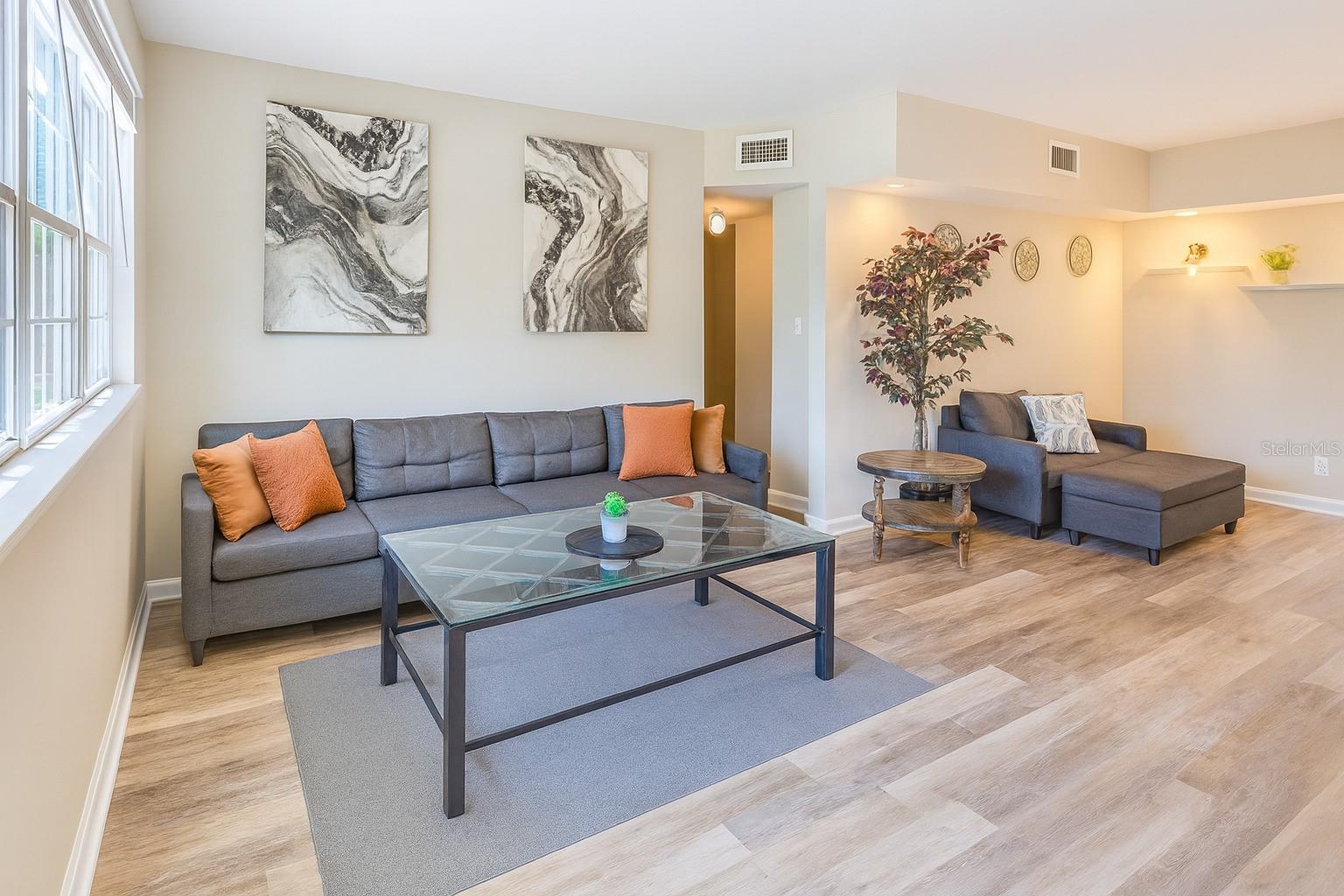 LONG BAYOU ACRES 2ND ADD - Residential Lease