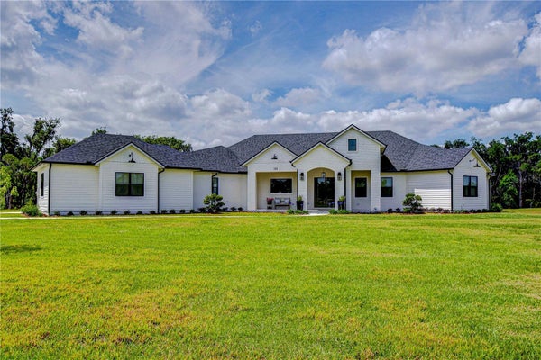 111 ALAFIA ESTATES LN, PLANT CITY, FL 33567 - Image 7ed98faee05cdc69e5ade5cf8a2d07d5/2261790262