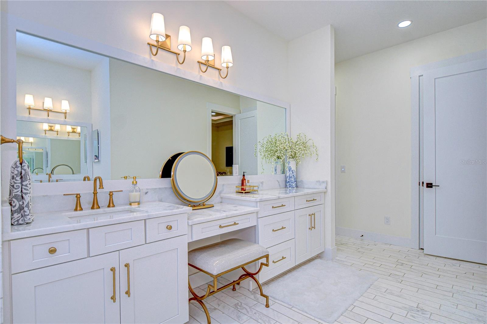 ALAFIA RIDGE ESTATES - Residential