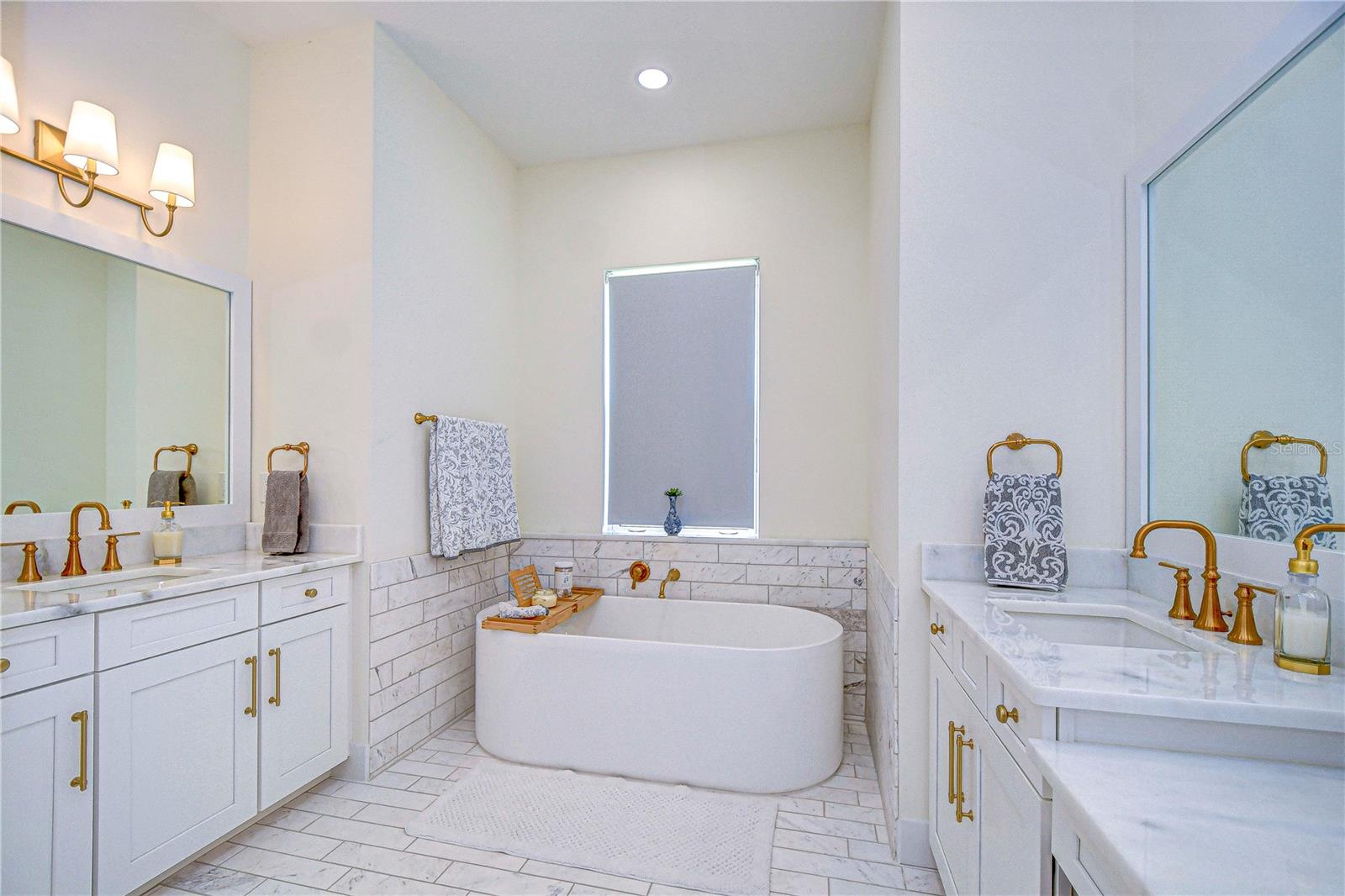 ALAFIA RIDGE ESTATES - Residential