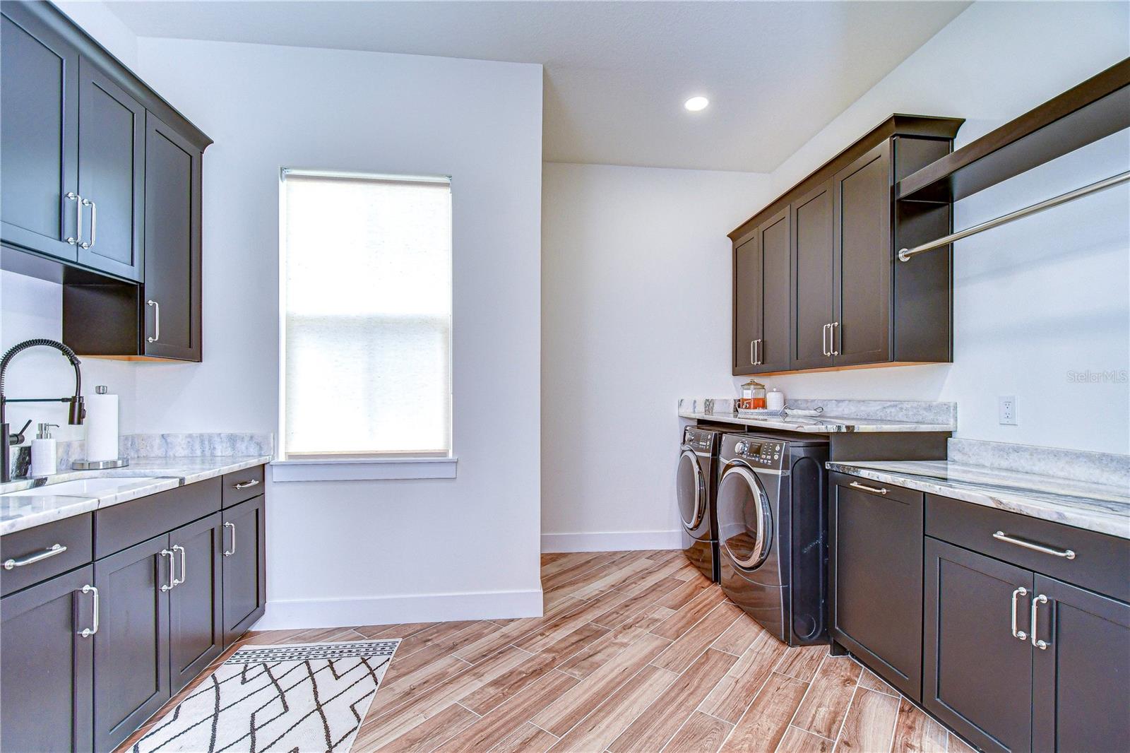 ALAFIA RIDGE ESTATES - Residential