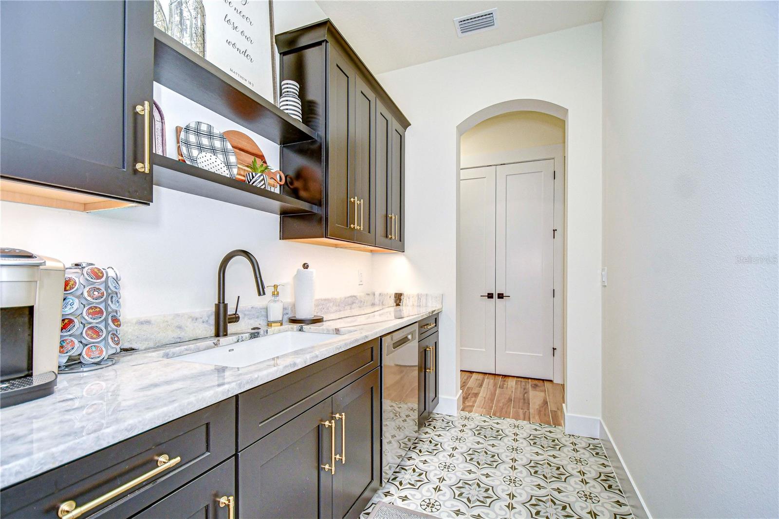 ALAFIA RIDGE ESTATES - Residential