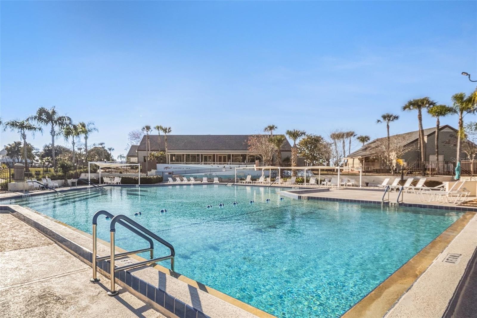 ZELLWOOD STATION - Residential