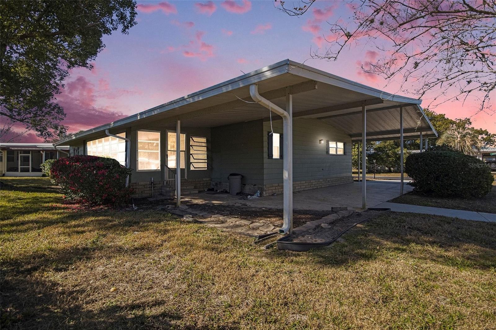 ZELLWOOD STATION - Residential