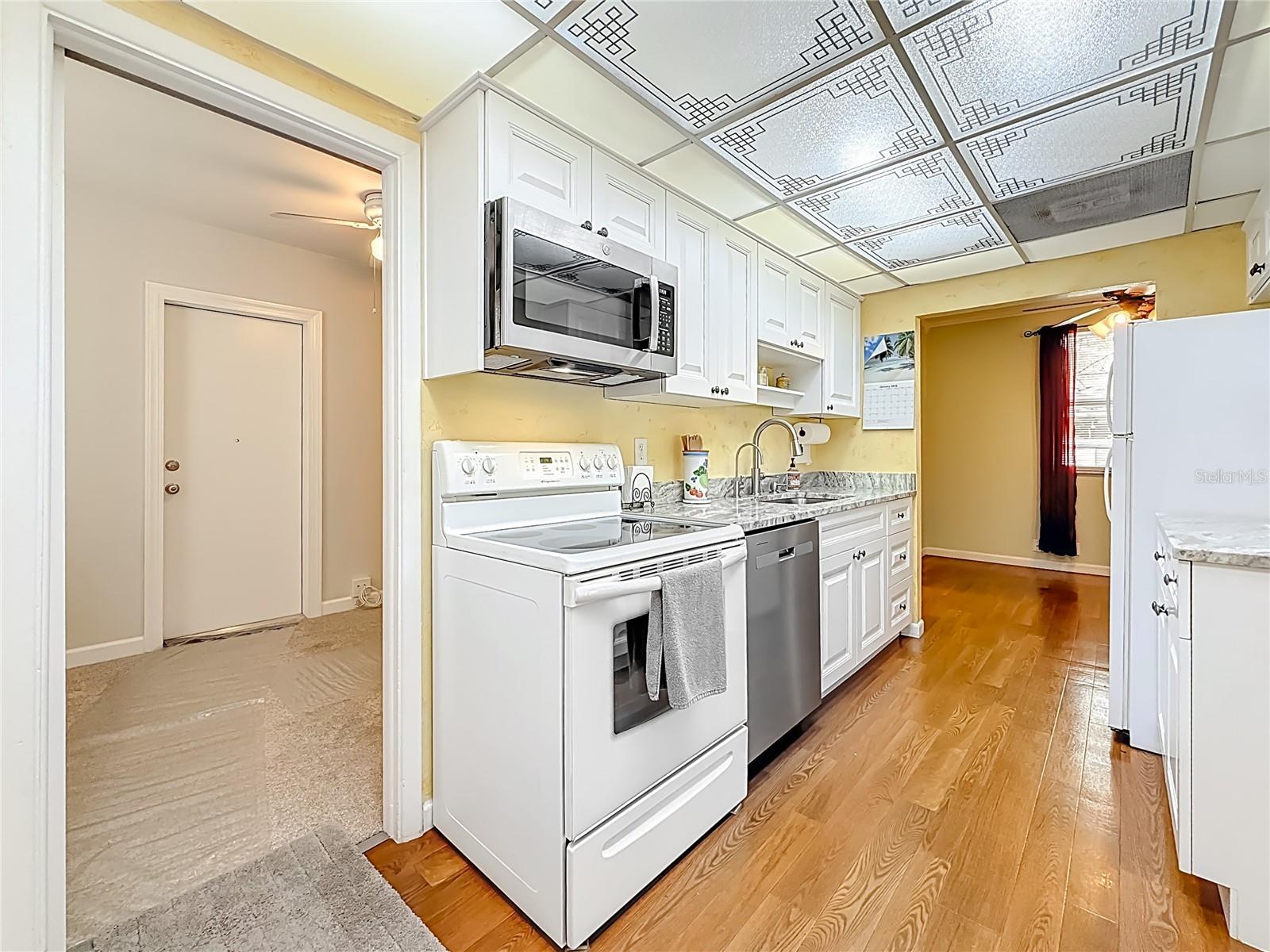 BURNSIDE AT LELLMAN - Residential