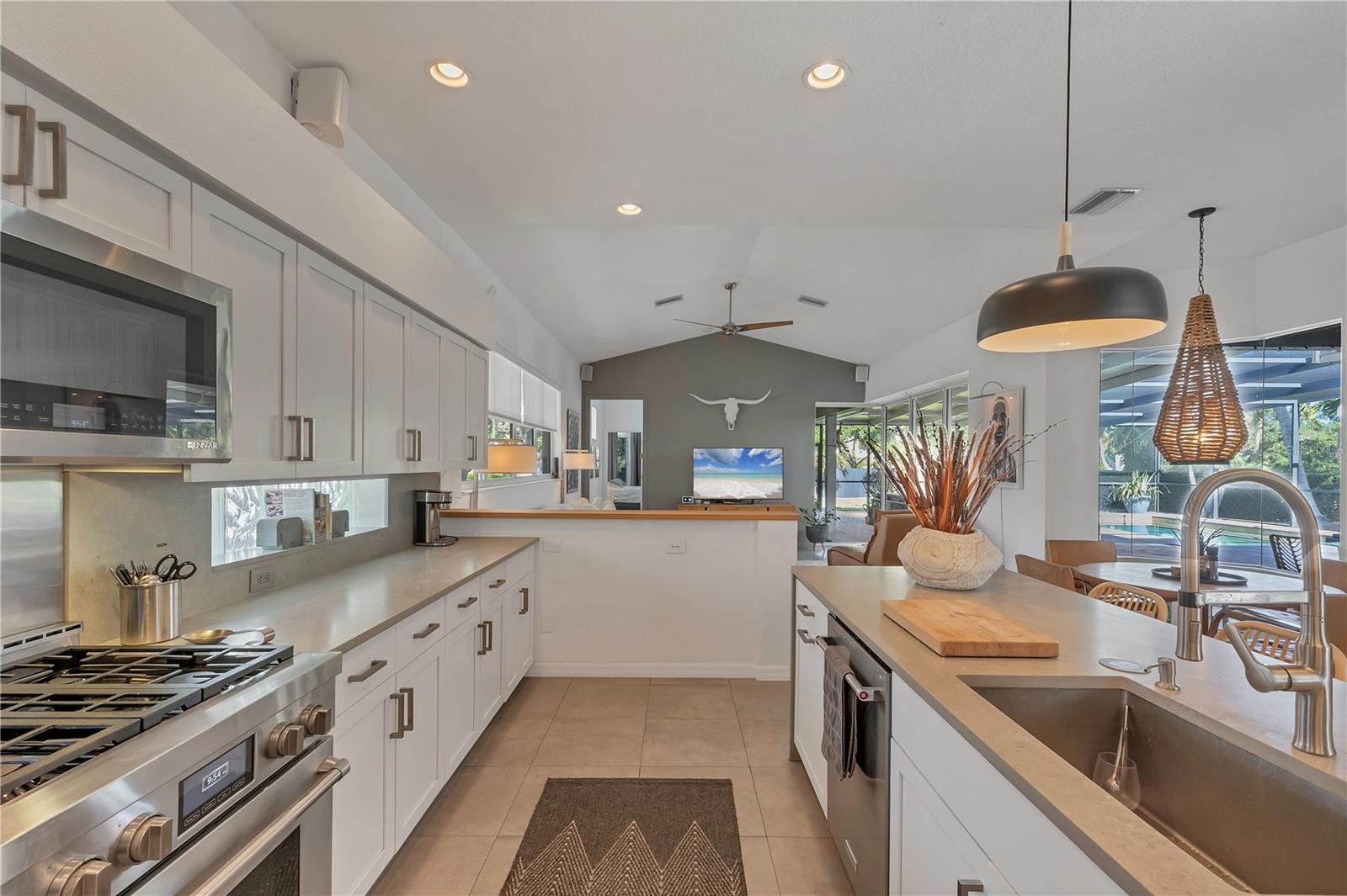 OYSTER BAY ESTATES - Residential