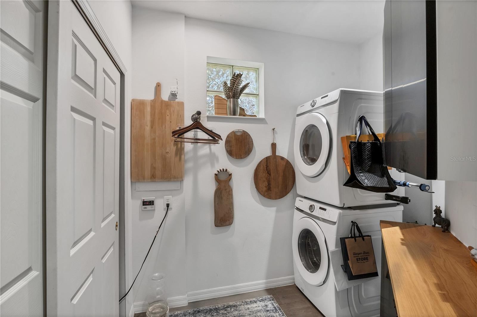 OYSTER BAY ESTATES - Residential