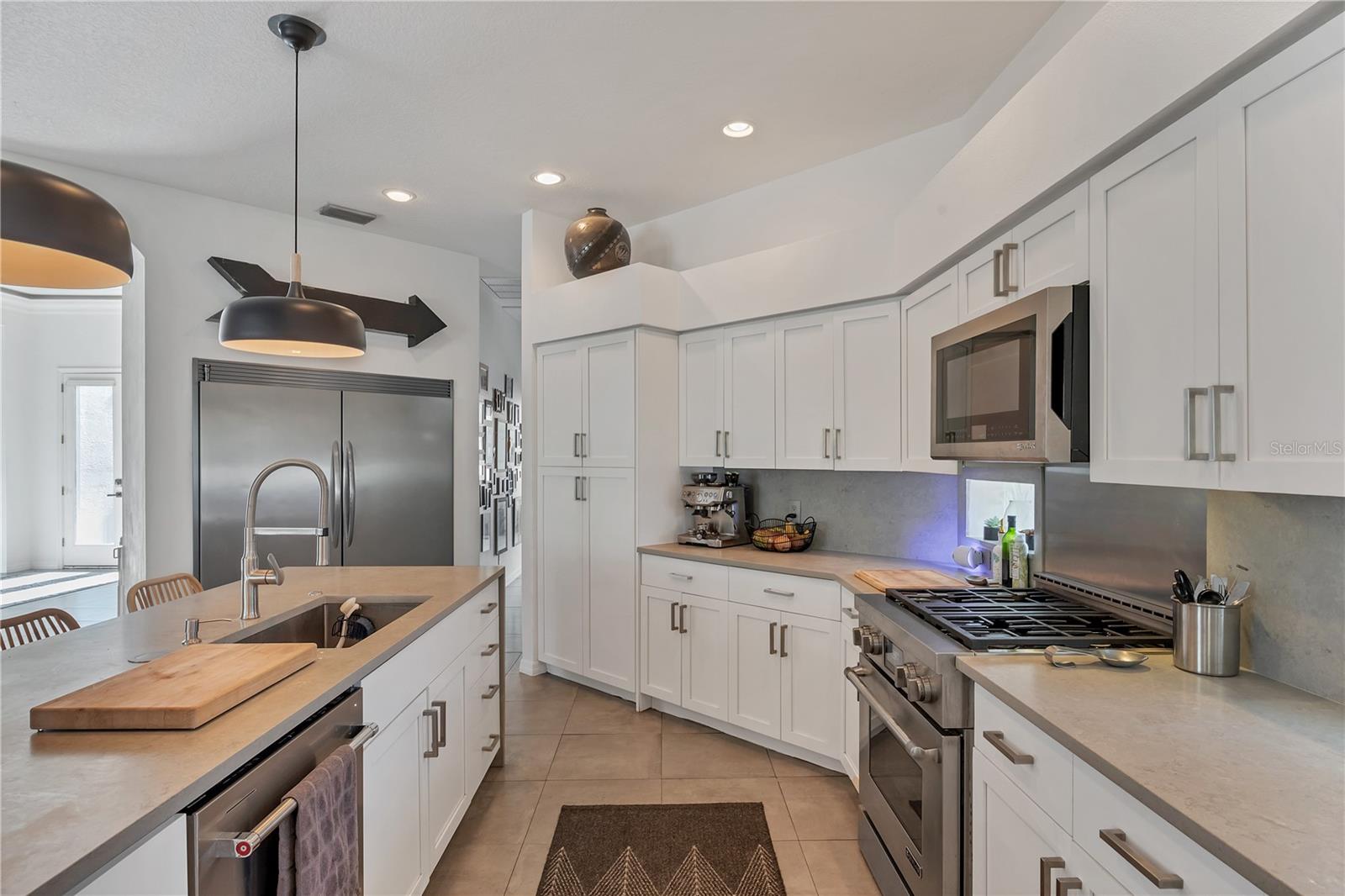 OYSTER BAY ESTATES - Residential