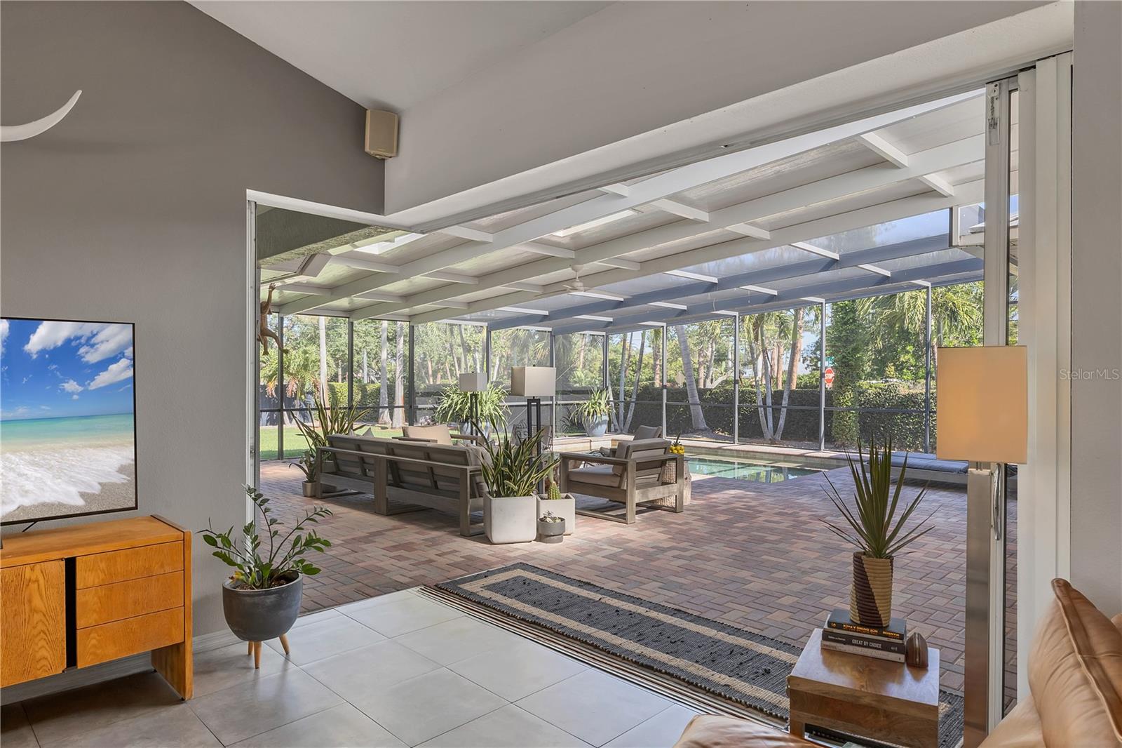 OYSTER BAY ESTATES - Residential