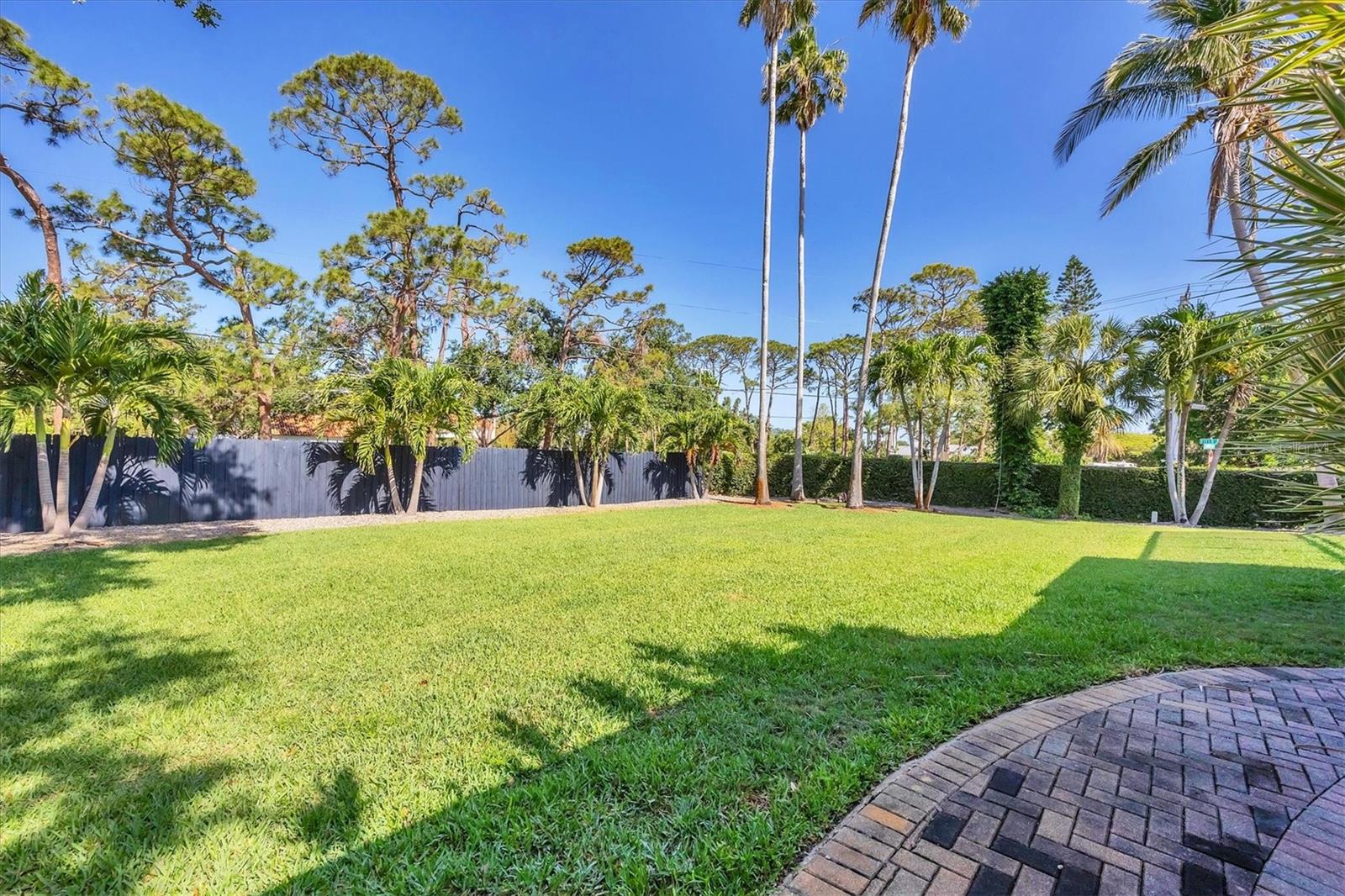 OYSTER BAY ESTATES - Residential