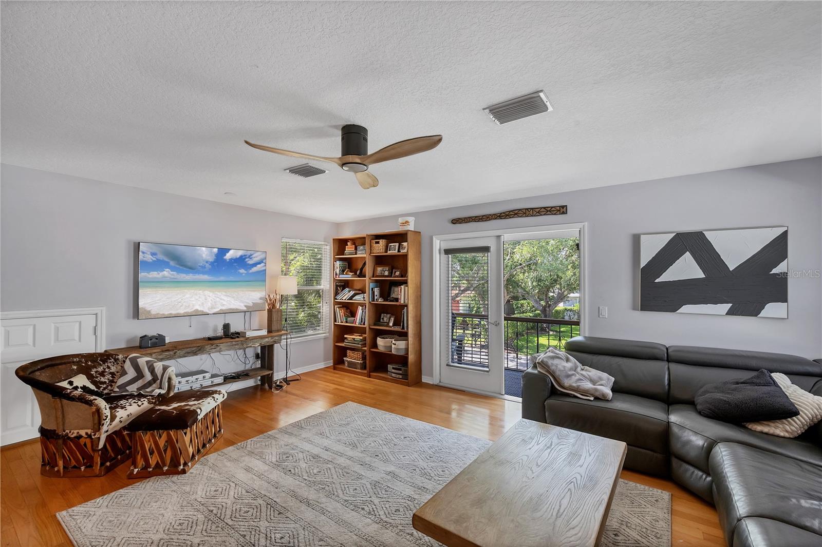 OYSTER BAY ESTATES - Residential