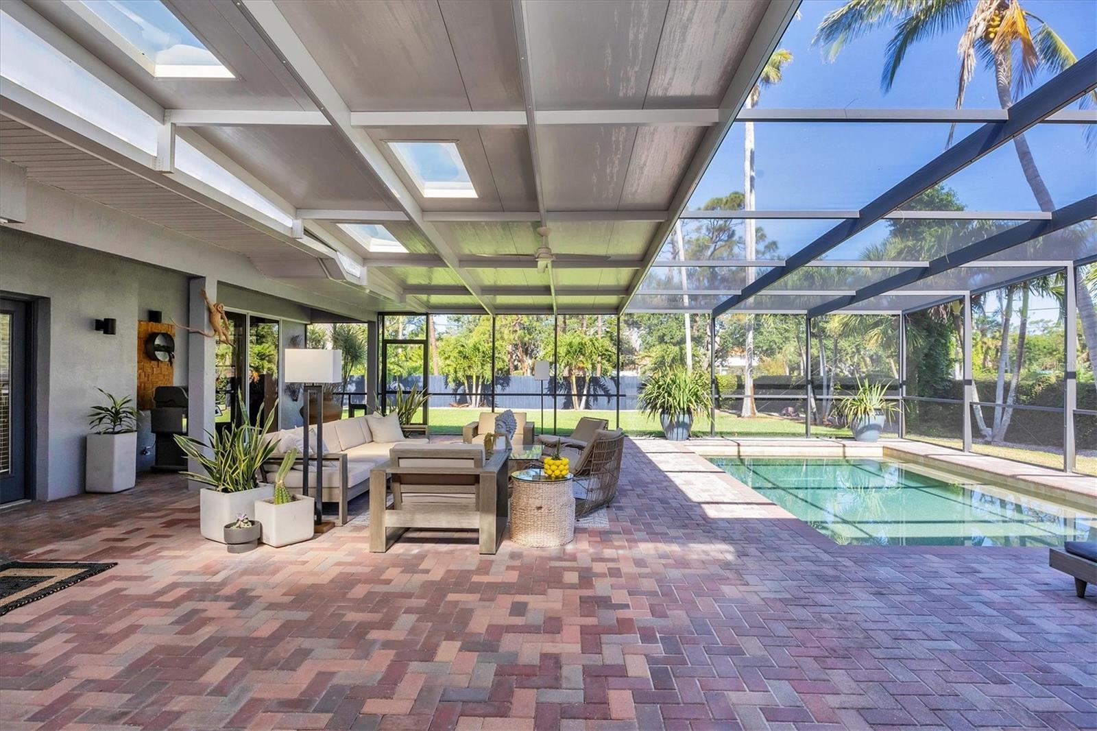 OYSTER BAY ESTATES - Residential