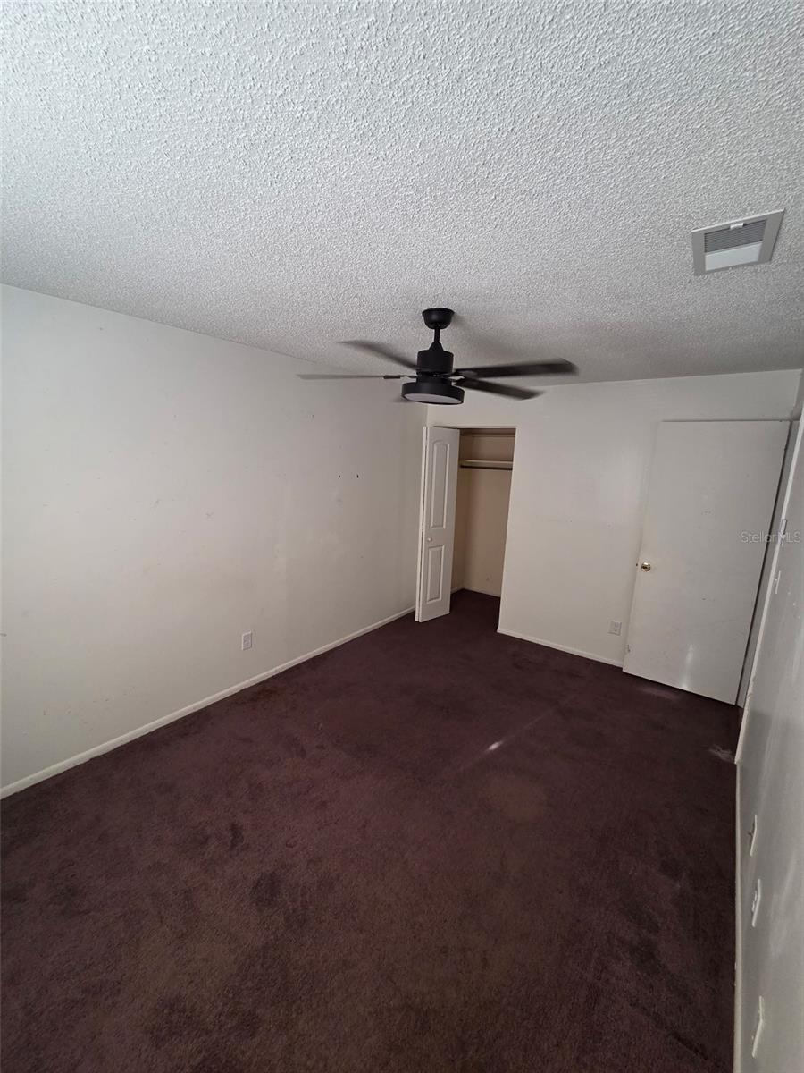UNIVERSITY SQUARE UNIT 2 - Residential