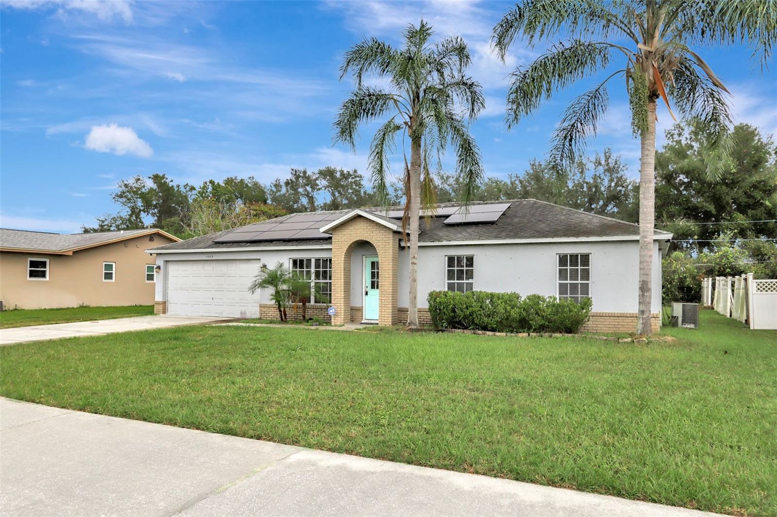1053 E HANCOCK DRIVE