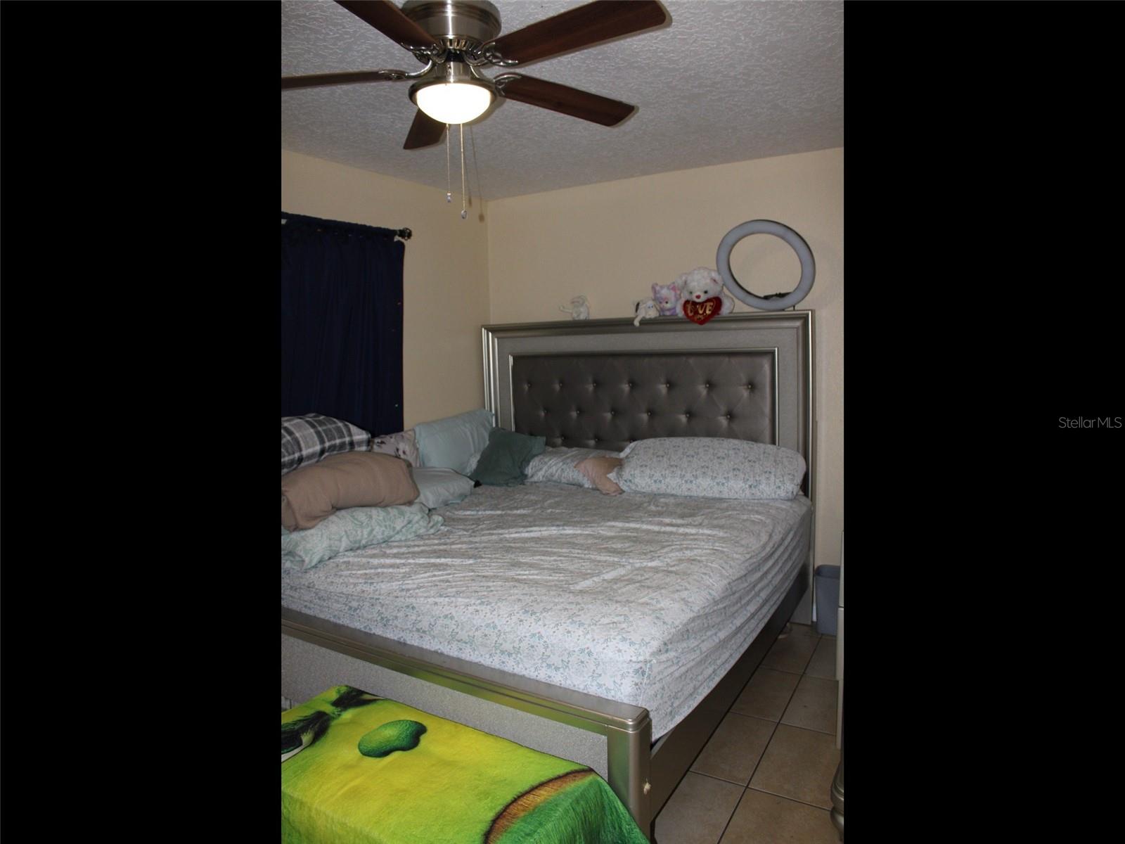 17 TROTTERS CIRCLE