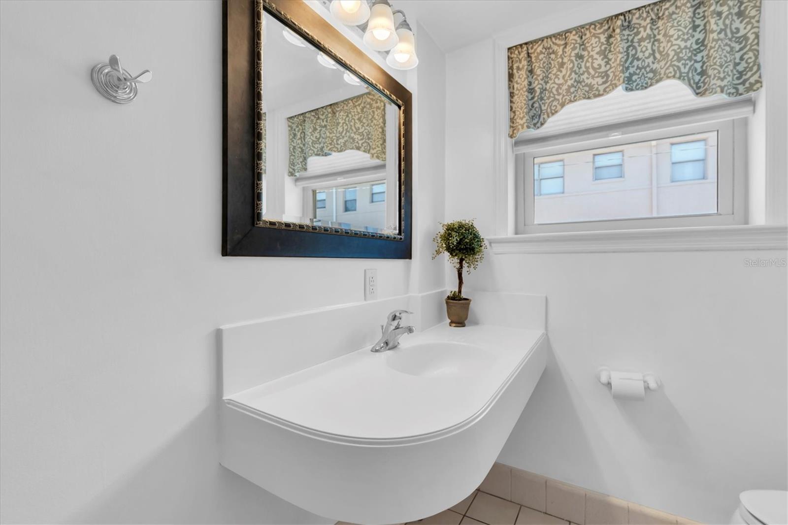 FRIENDLY NATIVE BEACH RESORT CONDO, THE GULF FRONT - Residential