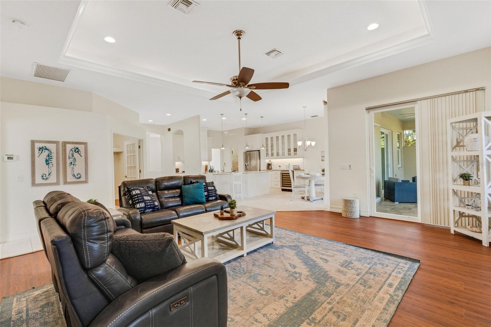 EDGEMONT - Residential