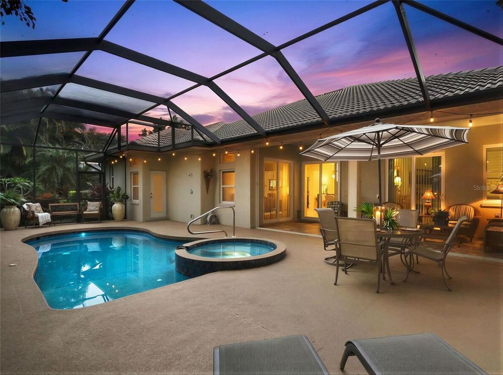 Photo of 4801 Edgemont Court, Sarasota, FL 34233 (MLS # A4687407)