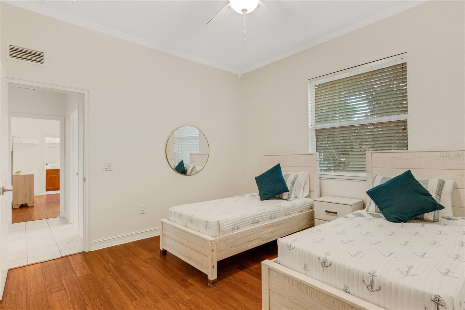 EDGEMONT - Residential