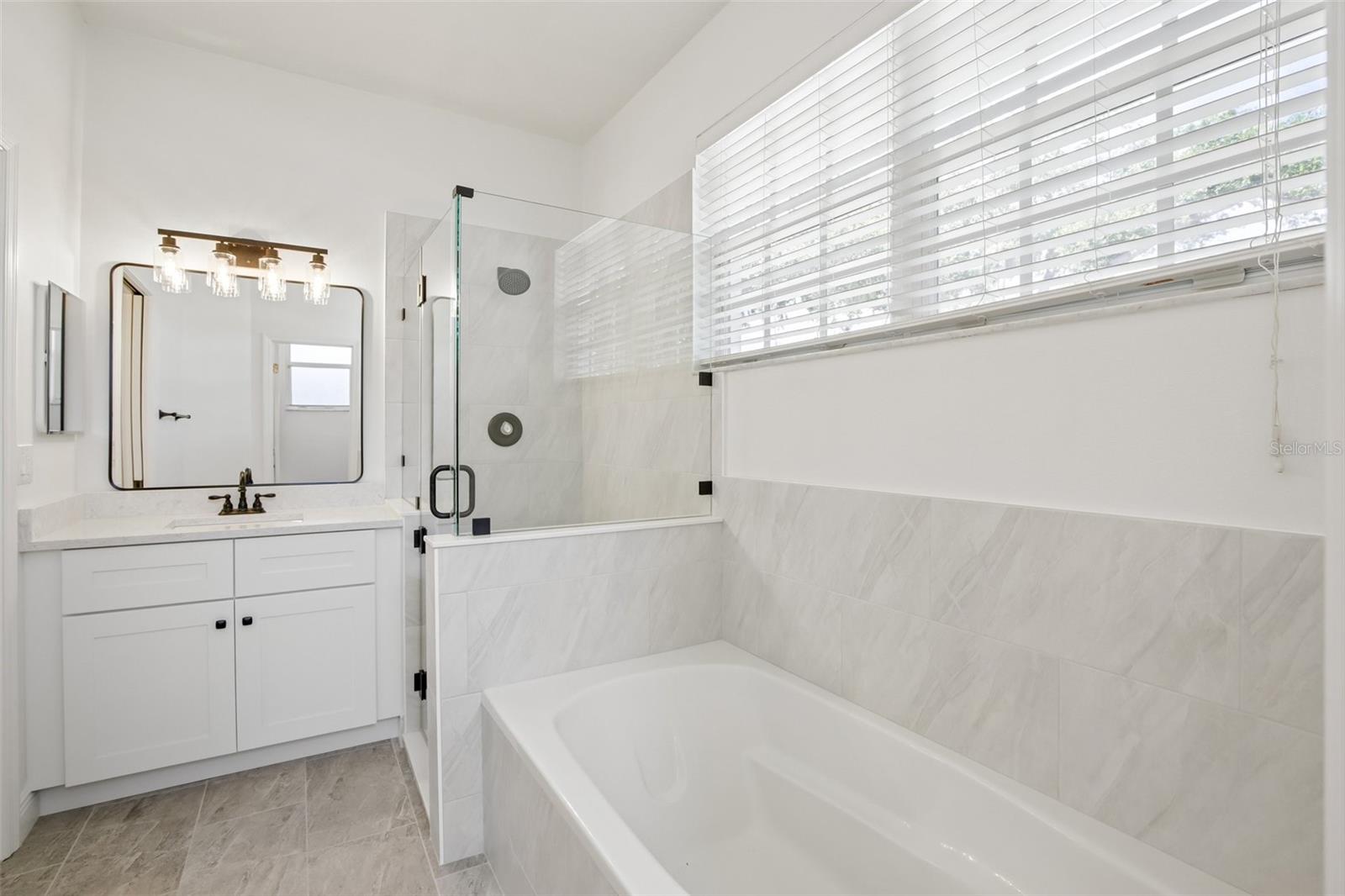 REGENCY OAKS PH I - Residential