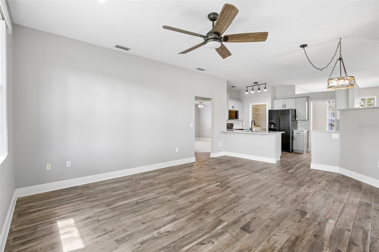 REGENCY OAKS PH I - Residential