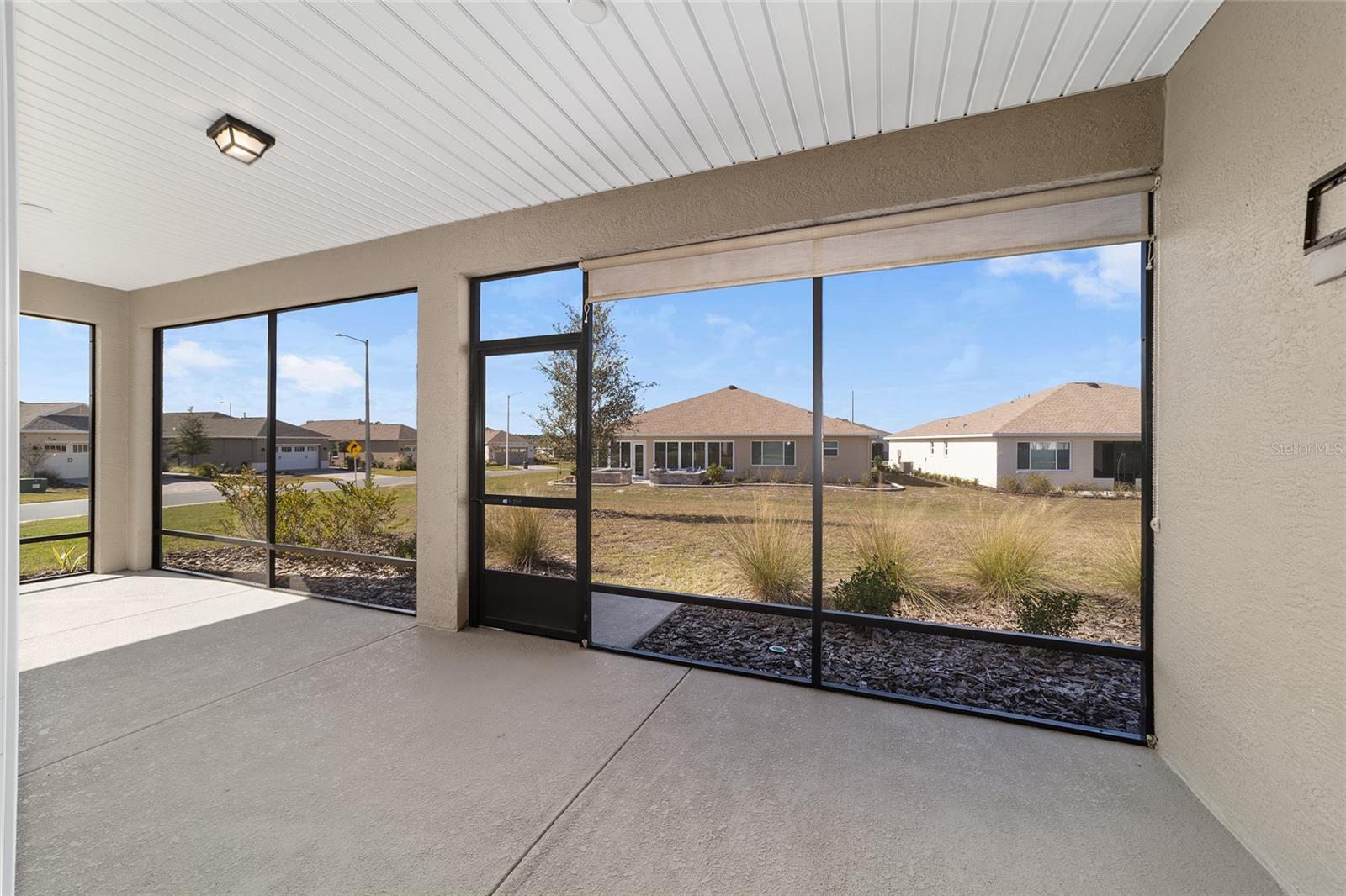 ON TOP OF THE WORLD - Residential