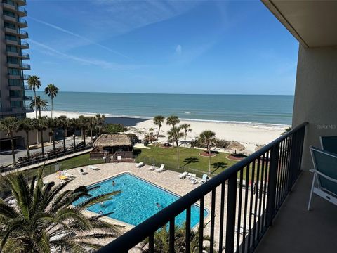 Photo of 1480 Gulf Boulevard #401, Clearwater Beach, FL 33767 (MLS # TB8361608)