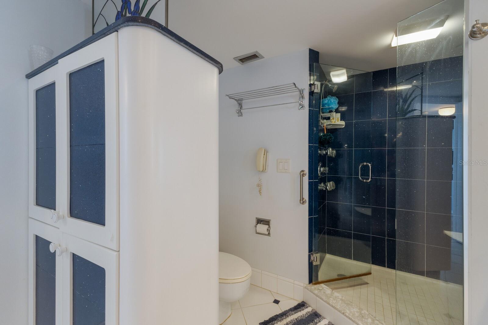 ARBOMAR APTS - Residential Lease