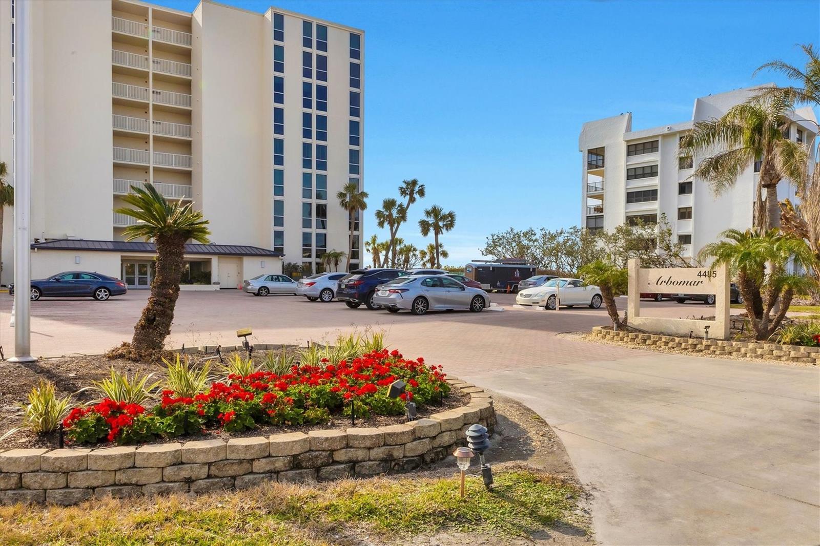 ARBOMAR APTS - Residential Lease