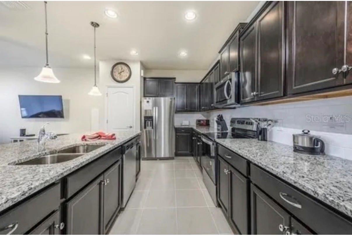 WINDSOR/WESTSIDE-PH 3 - Residential