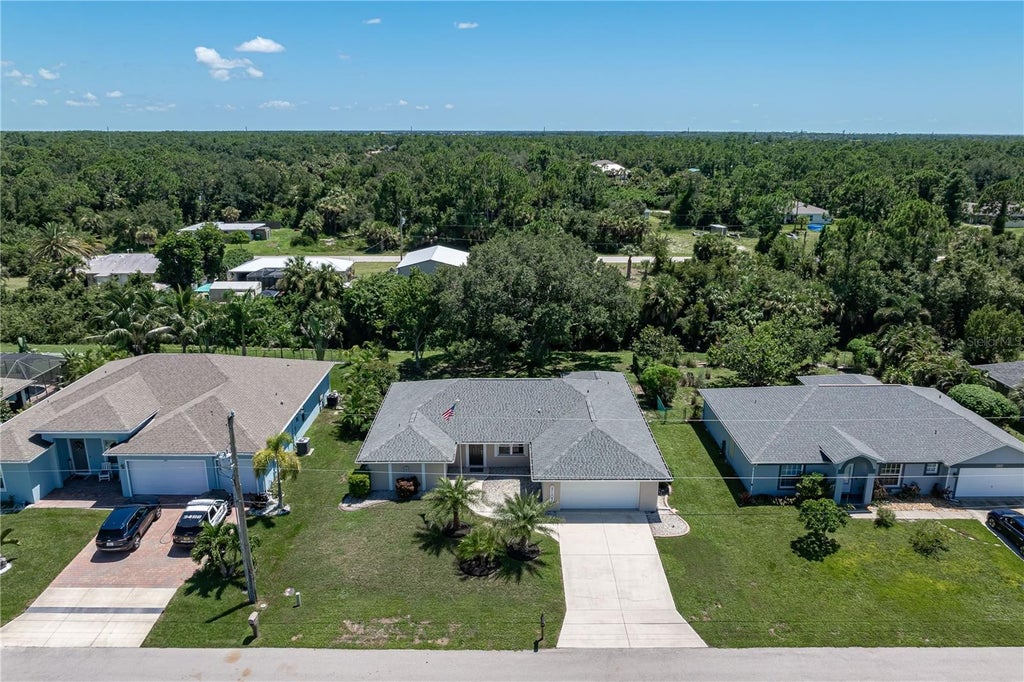 Photo of 313 Gold Tree, Punta Gorda, FL 33955 (MLS # C7529737)
