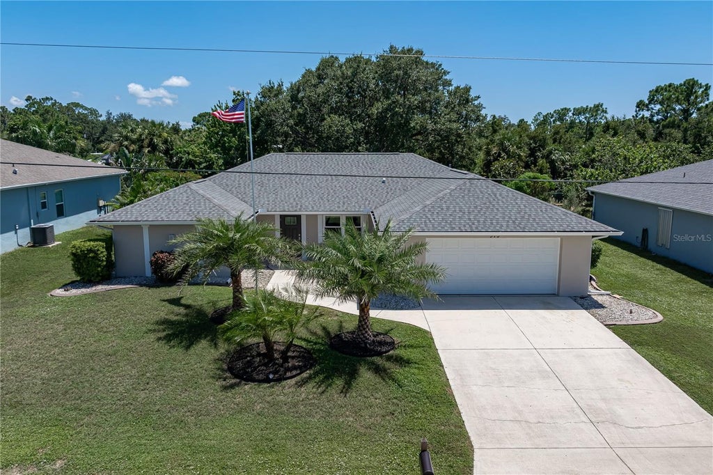 Photo of 313 Gold Tree, Punta Gorda, FL 33955 (MLS # C7529737)