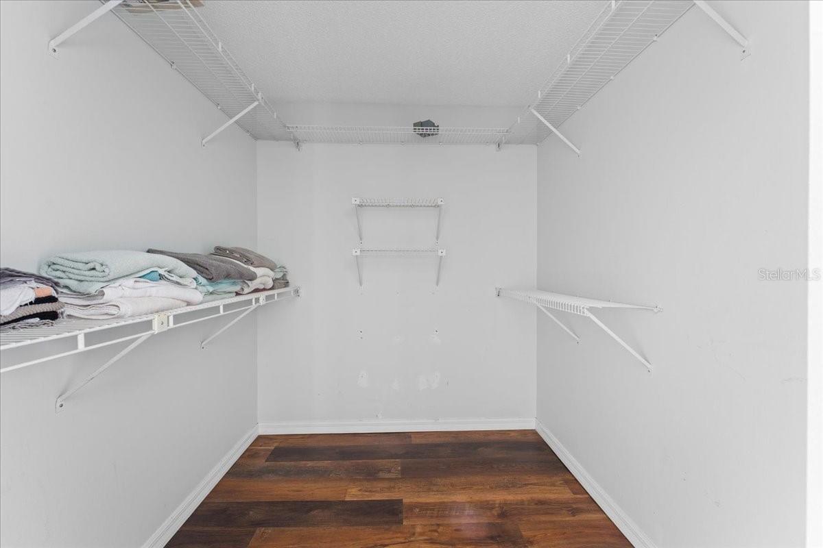 STRATFORD - Residential