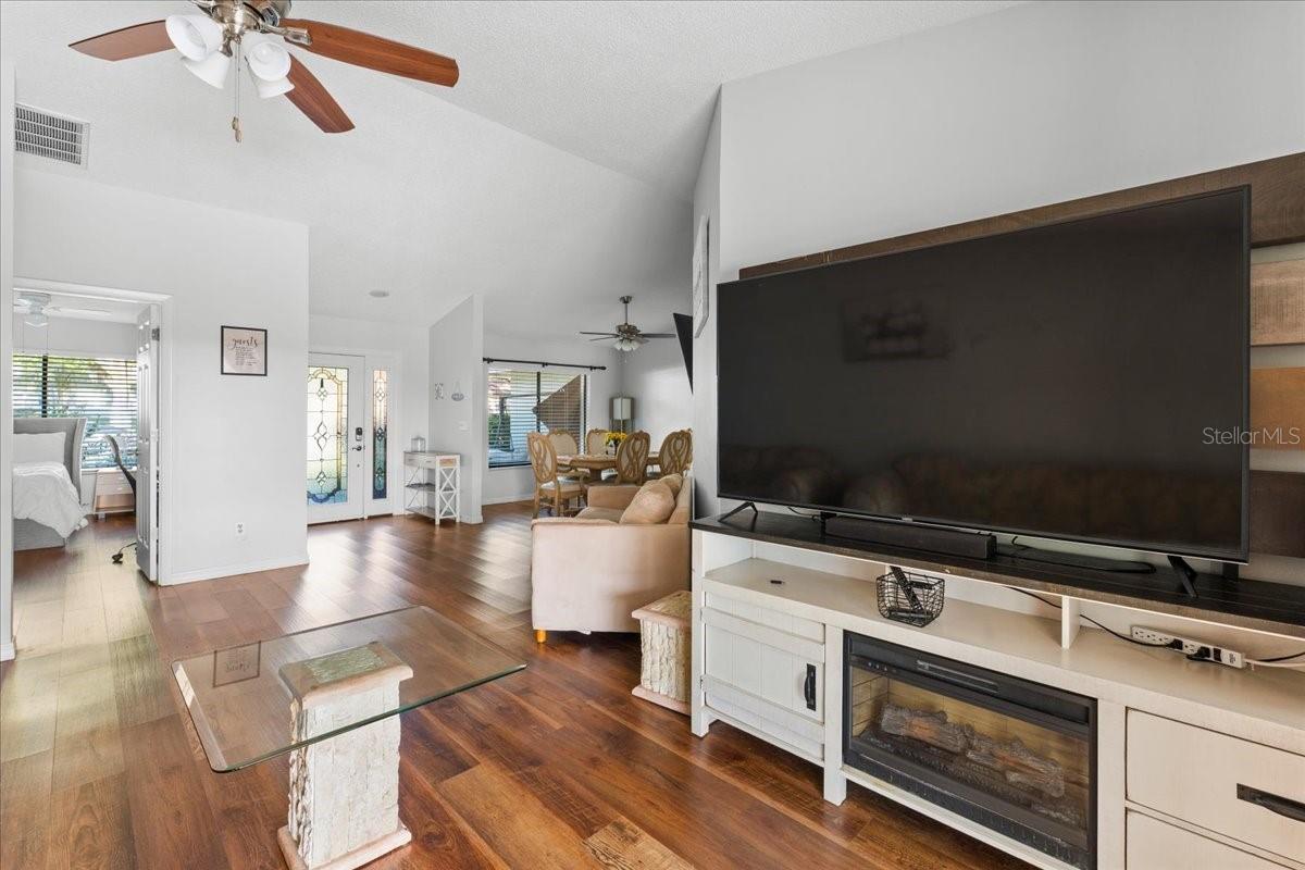 STRATFORD - Residential