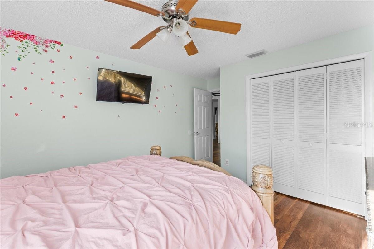 STRATFORD - Residential