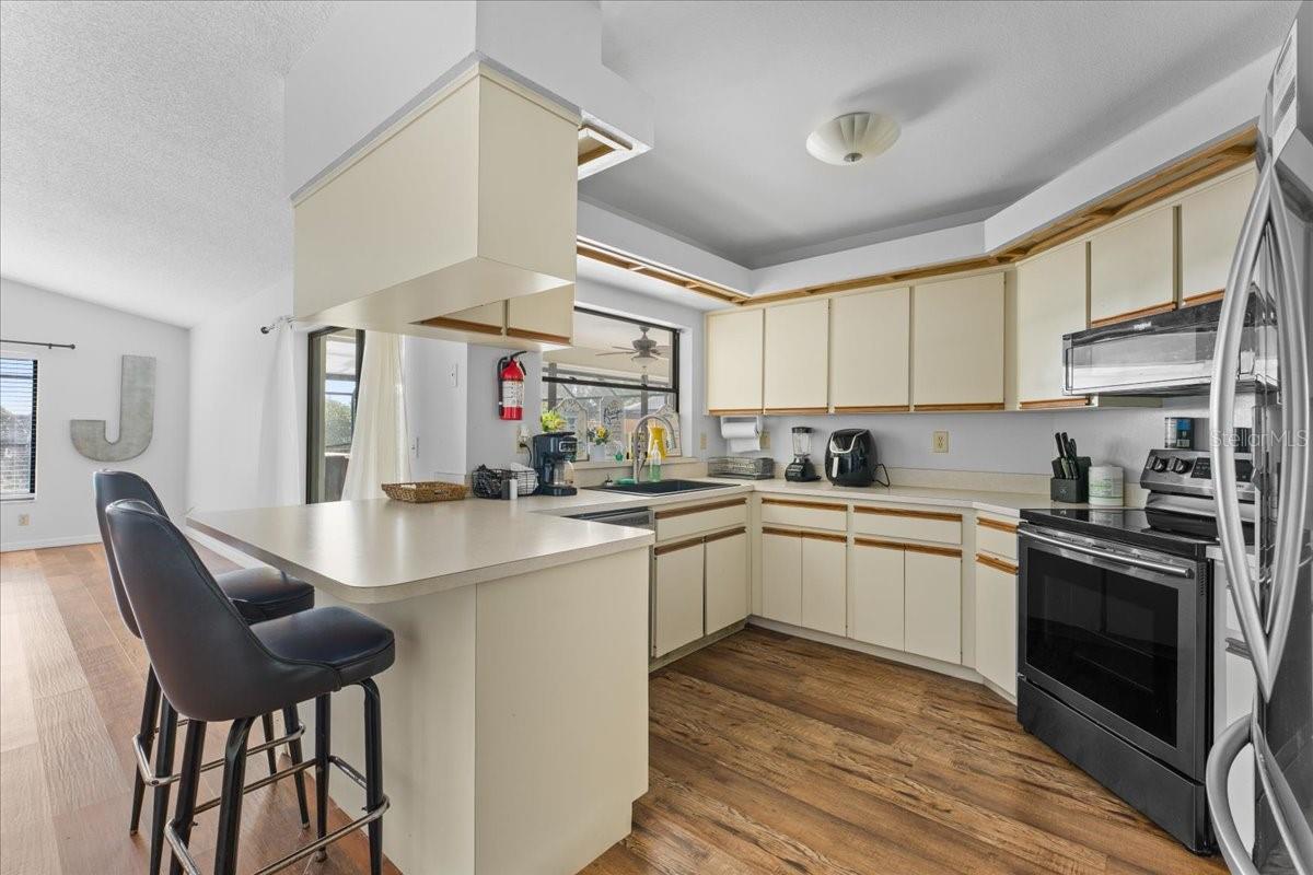 STRATFORD - Residential