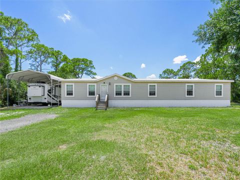 Manufactured Home in OKEECHOBEE FL 6275 154TH AVENUE.jpg