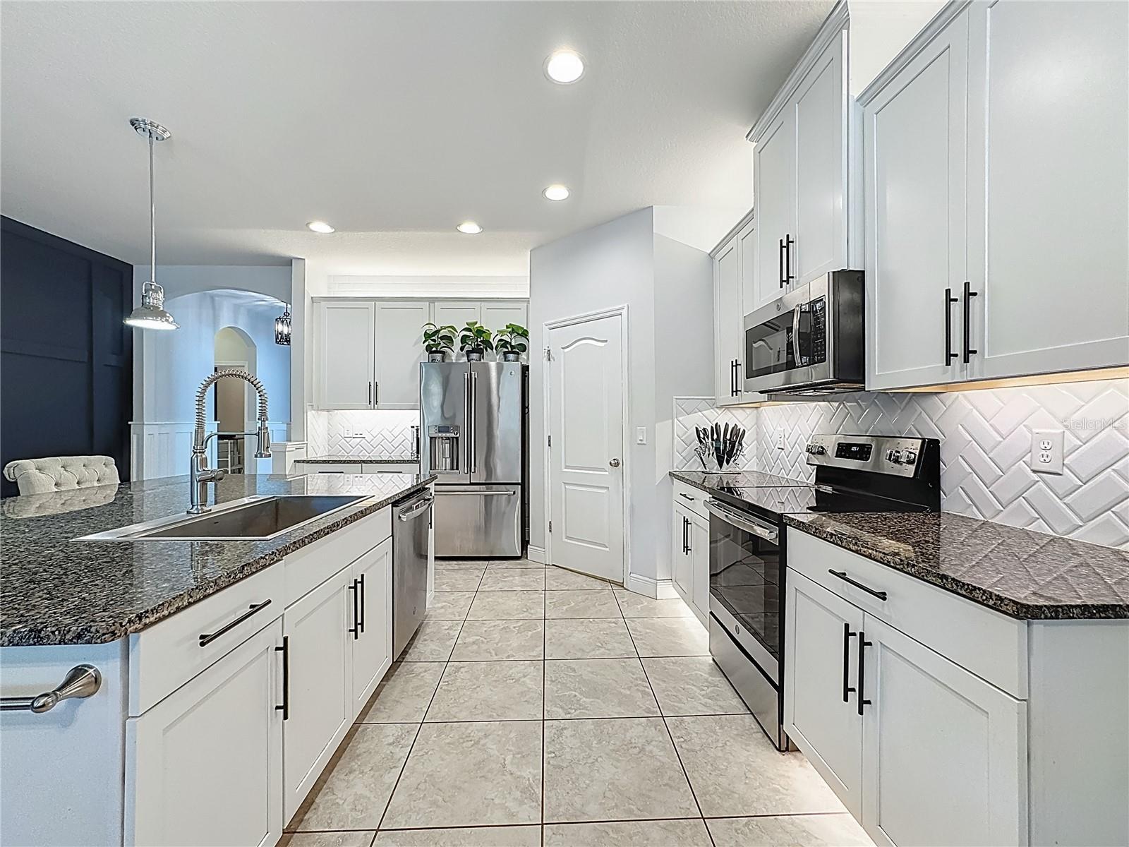 CARRIAGE POINTE SOUTH PH 2D2 - Residential