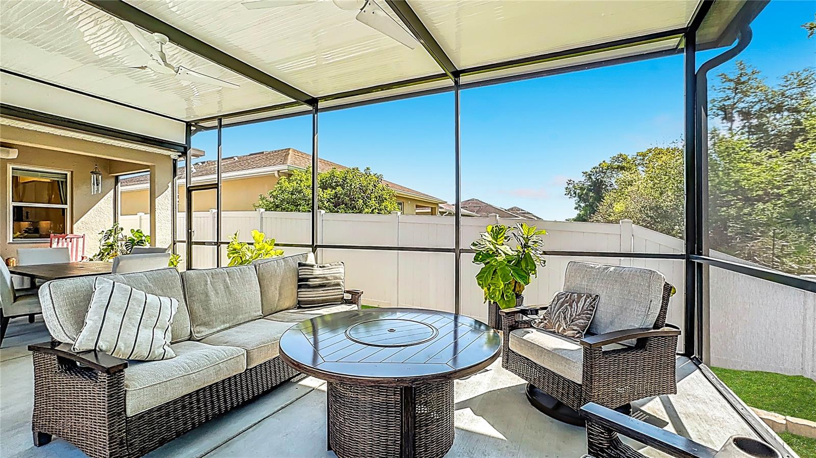 CARRIAGE POINTE SOUTH PH 2D2 - Residential