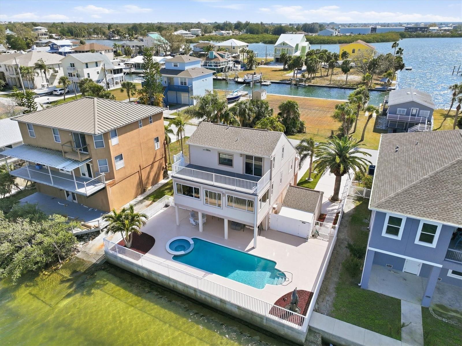 DRIFTWOOD ISLES - Residential