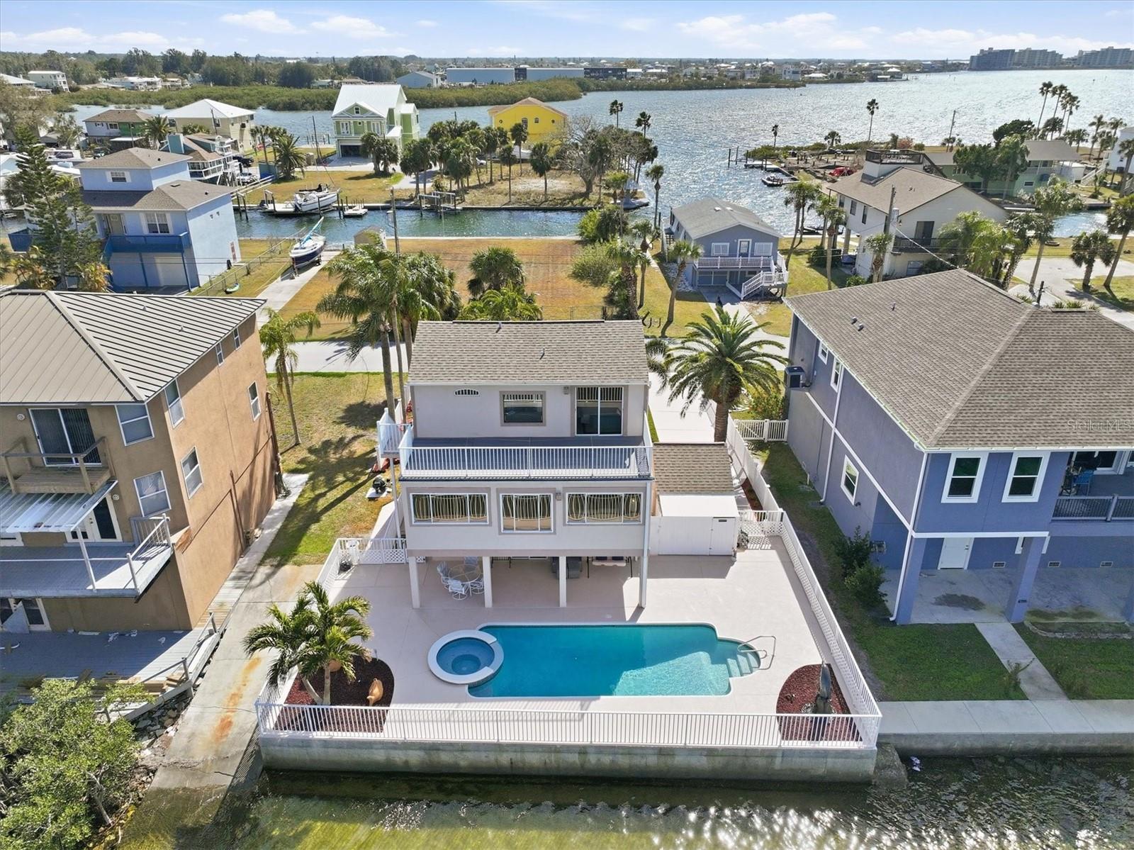 DRIFTWOOD ISLES - Residential