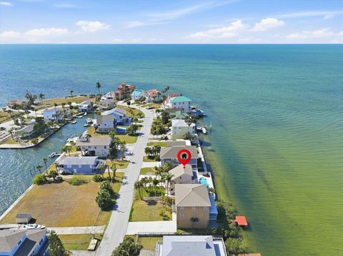 Photo of 6511 Driftwood Drive, Hudson, FL 34667 (MLS # W7883278)