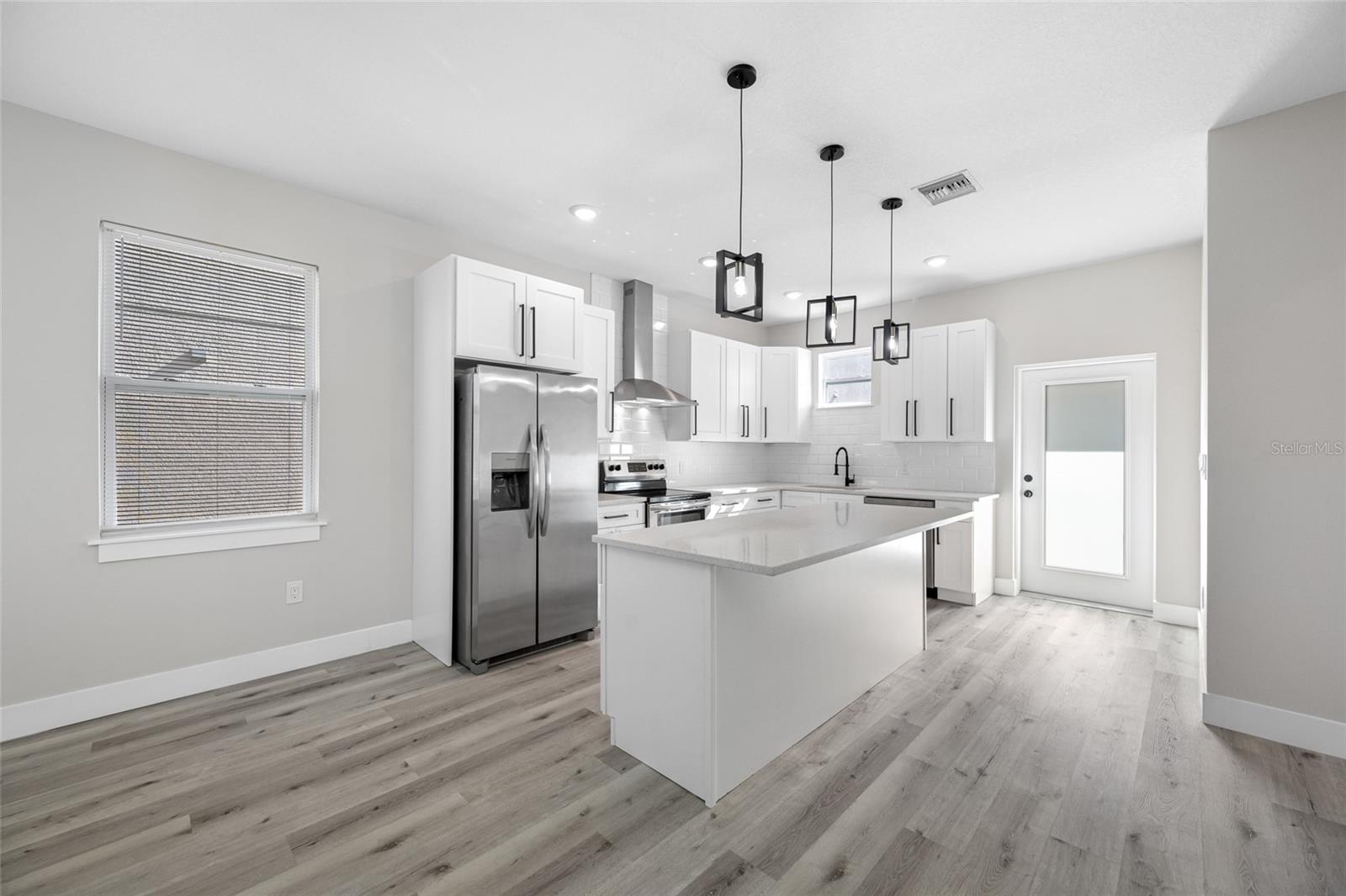 PASADENA TERRACE - Residential