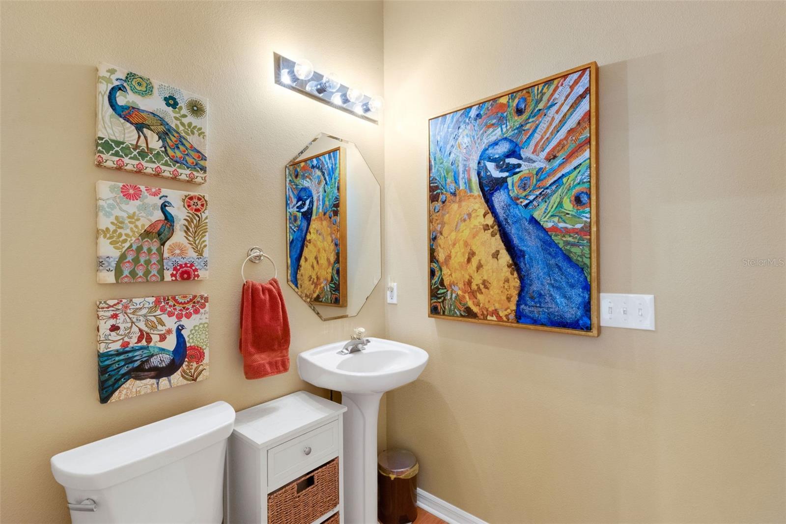 GLENN LAKES PH 6 - Residential